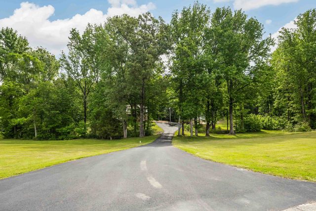 315 DEERFIELD CV, Somerville, TN 38068