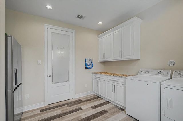 18207 E Cypress Hill Circle, Cypress, TX 77433