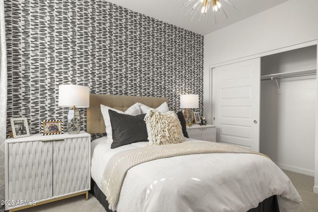 15404 W GRAY FOX Trail, Surprise, AZ 85387