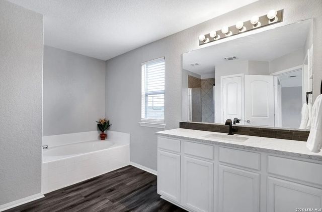 7087 Capeshaw, San Antonio, TX 78252