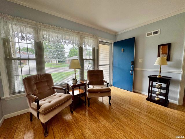 414 W RIDGEMONT Road, Peoria, IL 61614