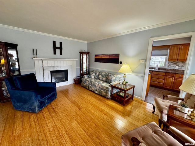 414 W RIDGEMONT Road, Peoria, IL 61614