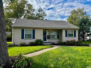 414 W RIDGEMONT Road, Peoria, IL 61614