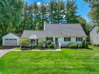 11 Overlook Road, Ardsley, NY 10502