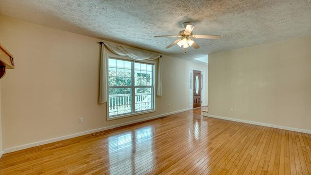16 Souther Ridge Conn, Blairsville, GA 30512