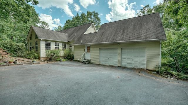 16 Souther Ridge Conn, Blairsville, GA 30512