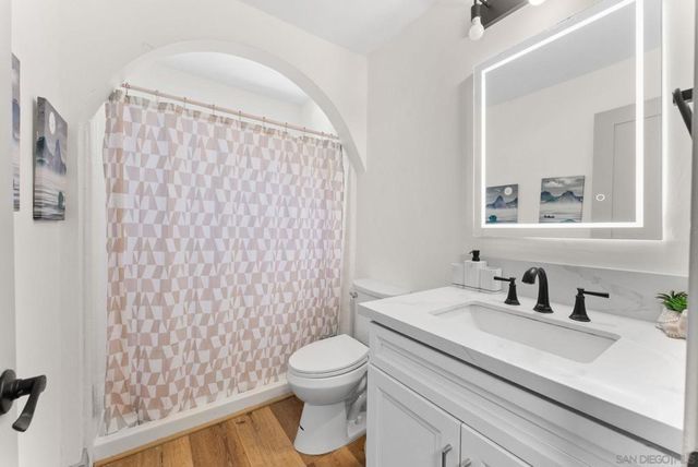 10111 Cliffwood Dr, La Mesa, CA 91941