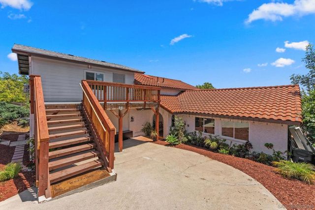 10111 Cliffwood Dr, La Mesa, CA 91941