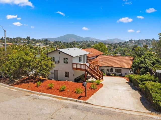 10111 Cliffwood Dr, La Mesa, CA 91941