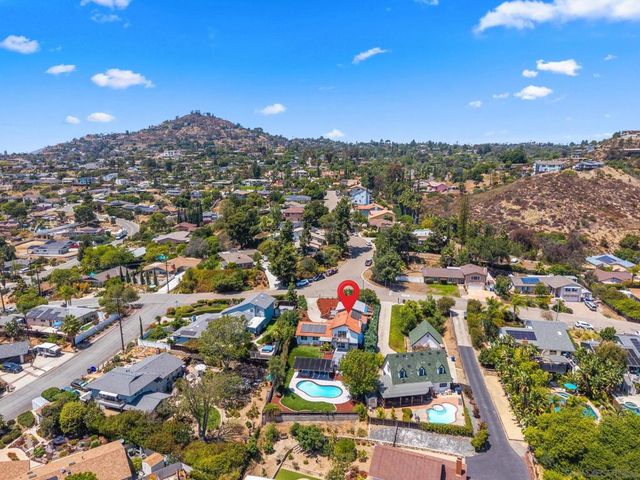 10111 Cliffwood Dr, La Mesa, CA 91941