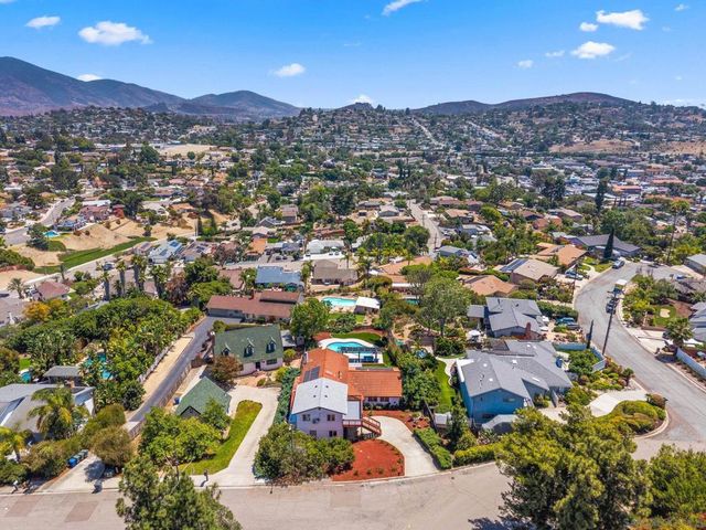 10111 Cliffwood Dr, La Mesa, CA 91941