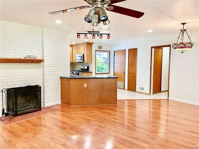 2624 N Towner Street, Santa Ana, CA 92706