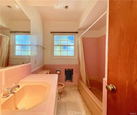 2624 N Towner Street, Santa Ana, CA 92706