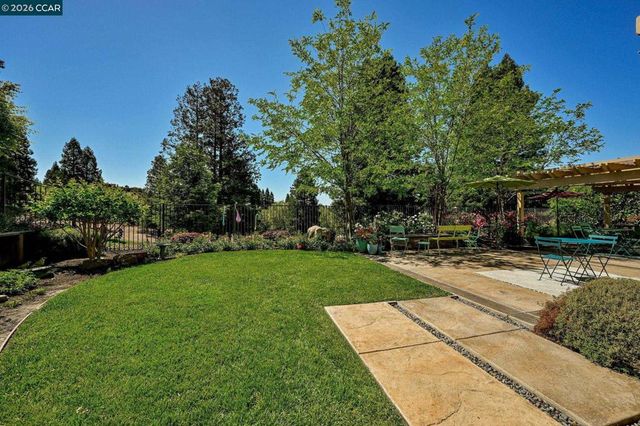 3331 Quail Walk Ln, Danville, CA 94506