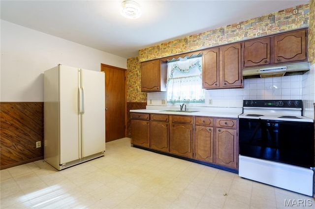 14 Wilson Park Drive, Granite City, IL 62040