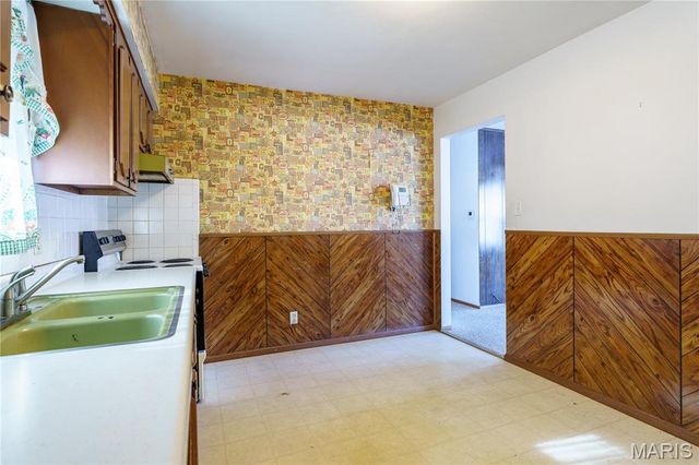 14 Wilson Park Drive, Granite City, IL 62040