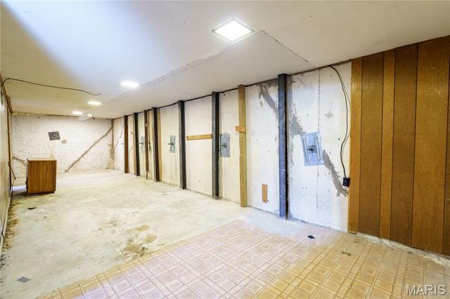 14 Wilson Park Drive, Granite City, IL 62040