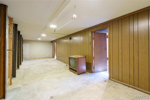 14 Wilson Park Drive, Granite City, IL 62040