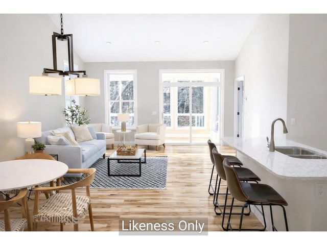 9 Mabel Way, South Burlington, VT 05403