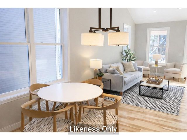 9 Mabel Way, South Burlington, VT 05403