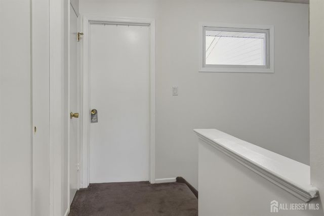 27 sandpiper Drive, Sayreville, NJ 08859