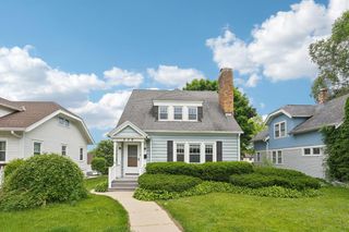 509 S 6th AVENUE, West Bend, WI 53095