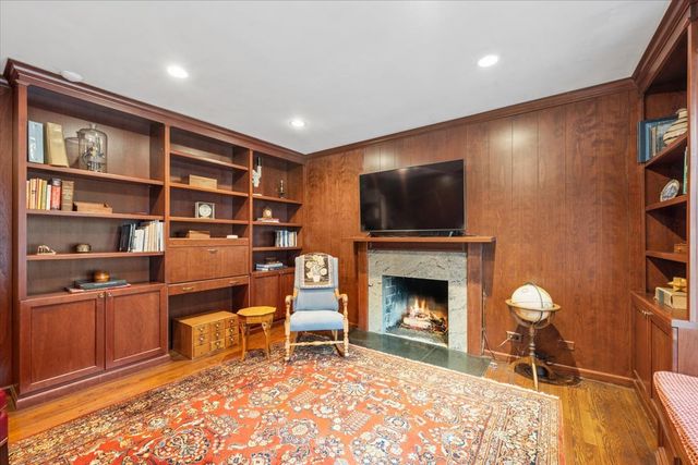 1185 Hill Road, Winnetka, IL 60093