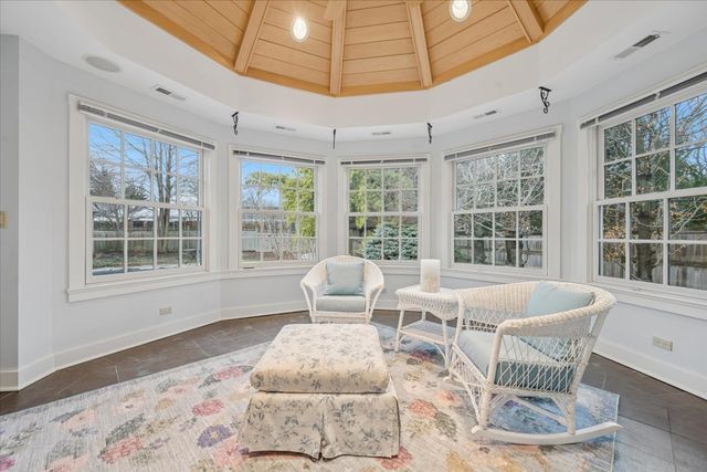 1185 Hill Road, Winnetka, IL 60093