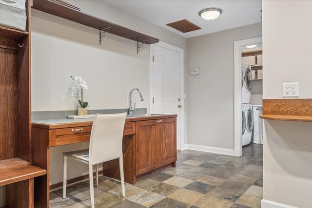 1185 Hill Road, Winnetka, IL 60093