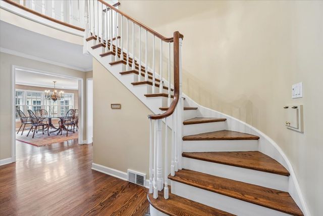 1185 Hill Road, Winnetka, IL 60093