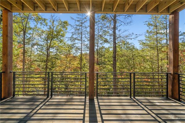 65 Wolf Creek Heights, Mineral Bluff, GA 30559