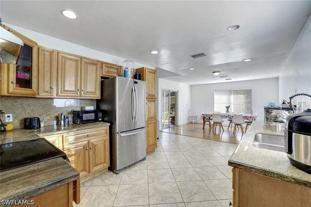 4090 32nd AVE SE, Naples, FL 34117