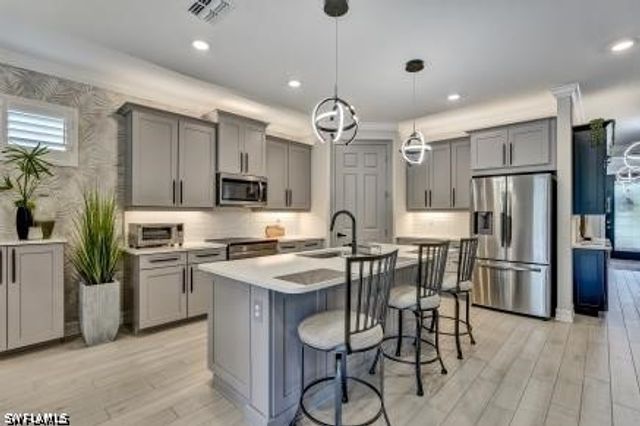 426 Tamarindo LN, Naples, FL 34114