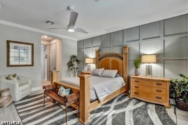 426 Tamarindo LN, Naples, FL 34114