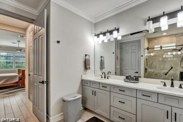 426 Tamarindo LN, Naples, FL 34114
