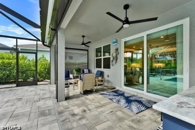 426 Tamarindo LN, Naples, FL 34114