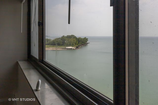7337 S SOUTH SHORE Drive 1103, Chicago, IL 60649