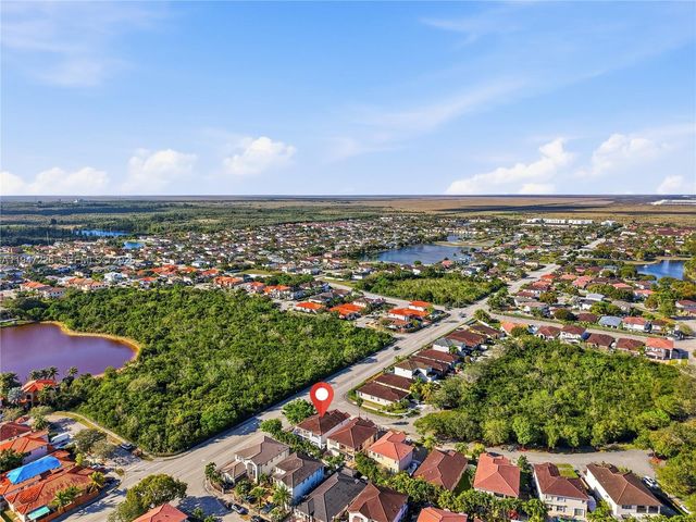 15184 SW 20th St, Miami, FL 33185