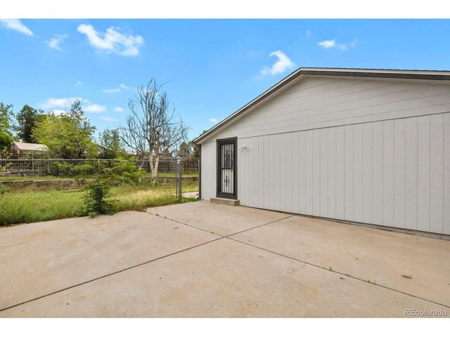 15977 E 17th Pl, Aurora, CO 80011