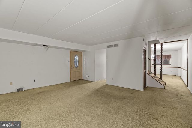 13020 KELVIN AVE, Philadelphia, PA 19116