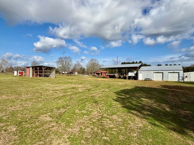 4157 County Road 36, Hartford, AL 36344