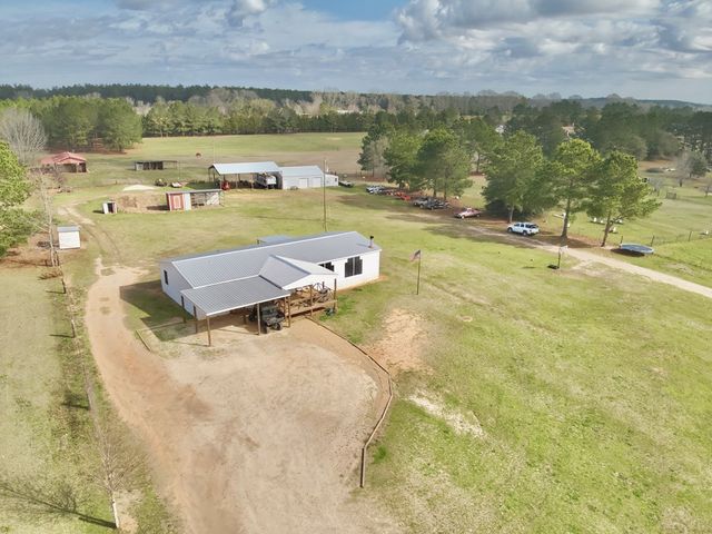 4157 County Road 36, Hartford, AL 36344