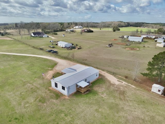 4157 County Road 36, Hartford, AL 36344