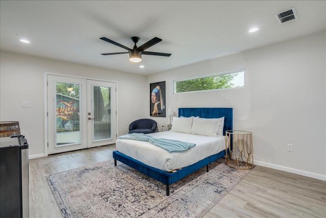 306 Juarez ST, San Marcos, TX 78666