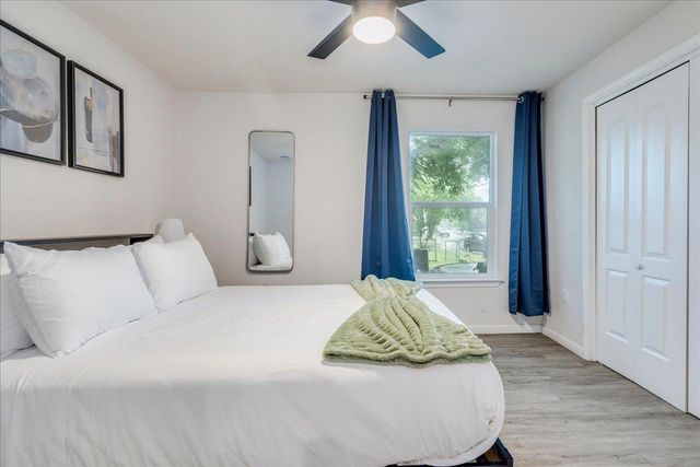 306 Juarez ST, San Marcos, TX 78666