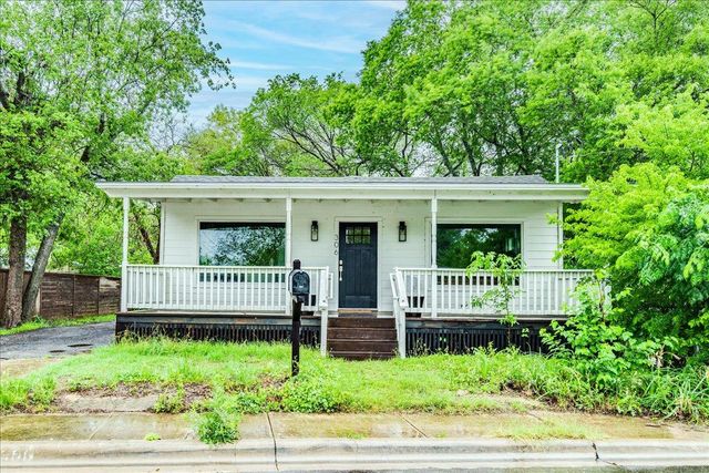 306 Juarez ST, San Marcos, TX 78666