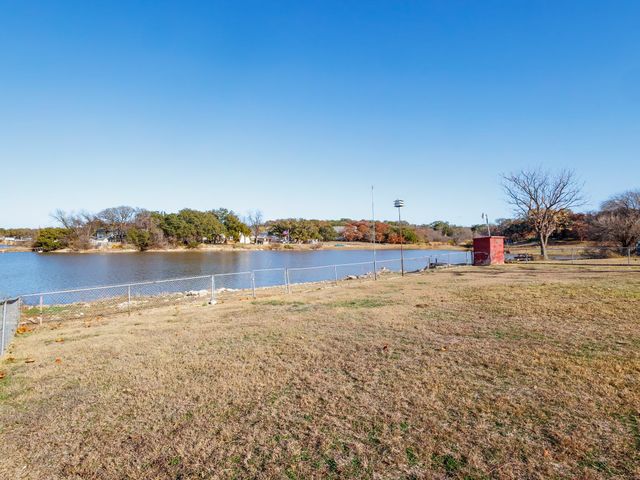 7340 Sportsman Drive, Brownwood, TX 76801