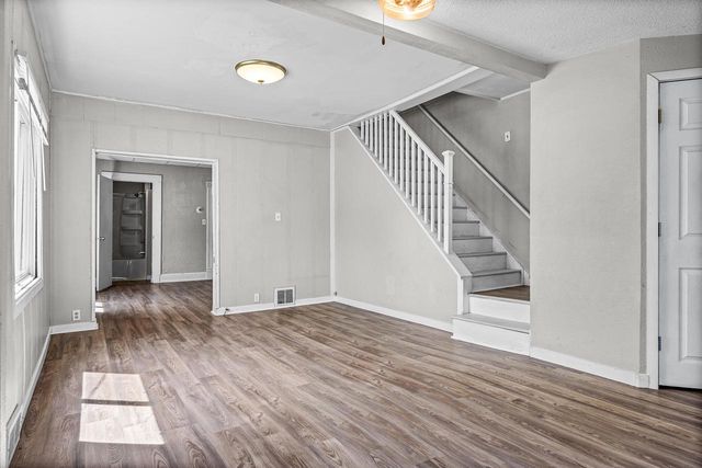 313 8th AVENUE N, Onalaska, WI 54650