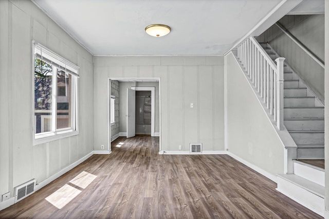 313 8th AVENUE N, Onalaska, WI 54650