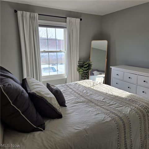 8104 Puritan Drive 52-C, Mentor, OH 44060